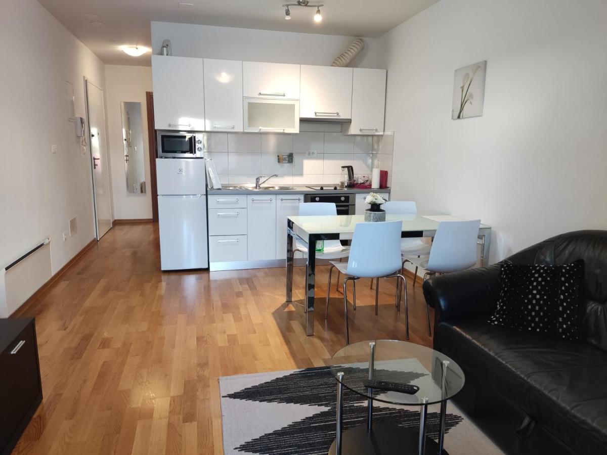 Apartment Josip Спліт Екстер'єр фото