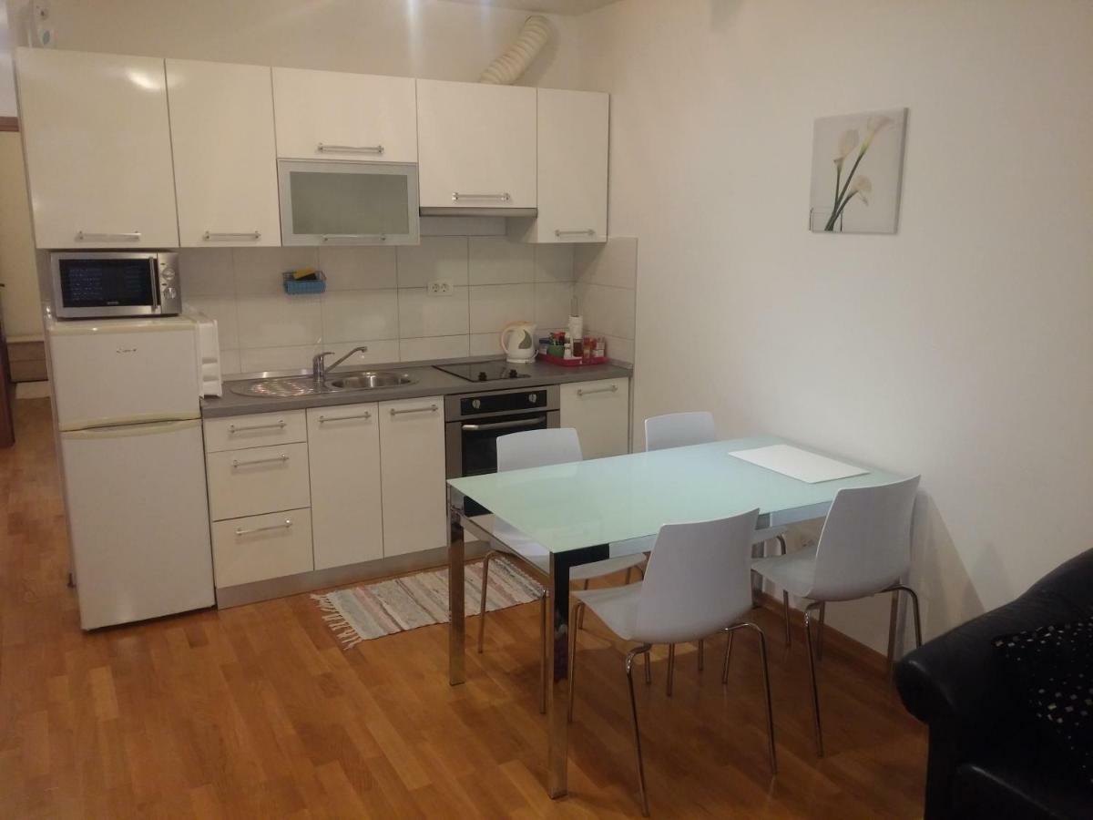 Apartment Josip Спліт Екстер'єр фото